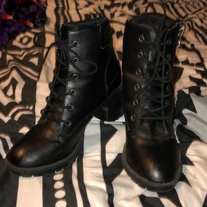 Black heeled boots I simply don’t wear anymore